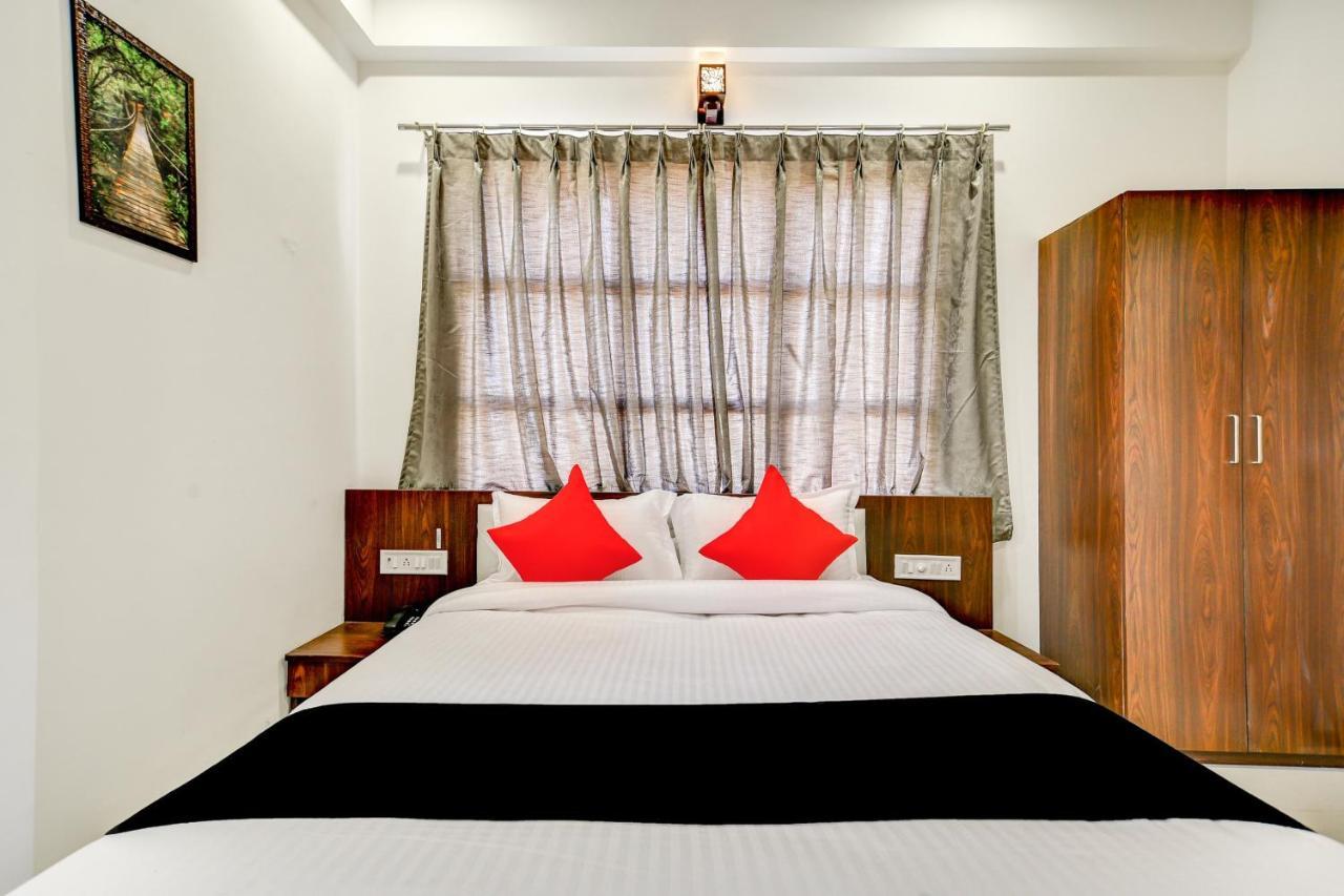 Capital O 77828 Hotel Twinkle Regency Indore Extérieur photo